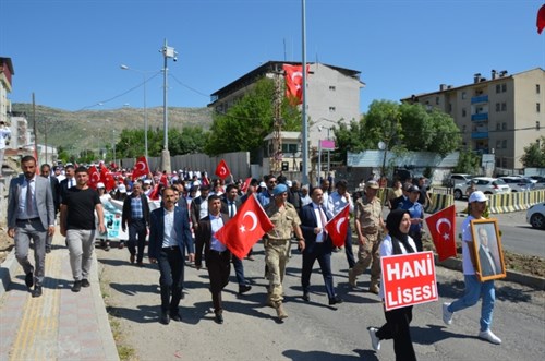 İlçemizde 19 Mayıs Atatürk’ü Anma, Gençlik ve Spor Bayramı Kapsamında Gençlik Yürüyüşü Yapıldı