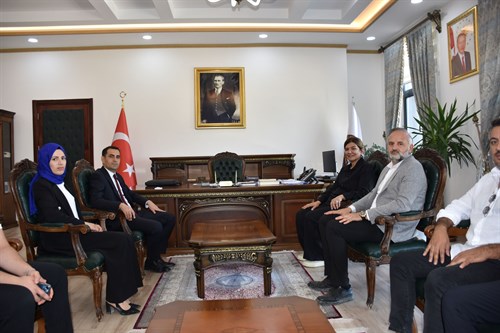 Ak Parti Diyarbakır Milletvekili Sayın Suna KEPOLU ATAMAN,  Kaymakamımız Sayın Mevlana KÜRKCÜ’ yü Makamında Ziyaret Etti